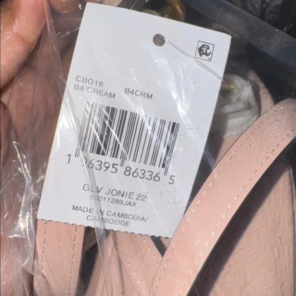 Coach Jonie Bag 22, Cream NWT SOLD OUT!!!! - Picture 11 of 13